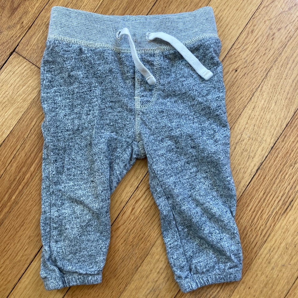 Baby Gap Heathered Grey Joggers 6-12 Months